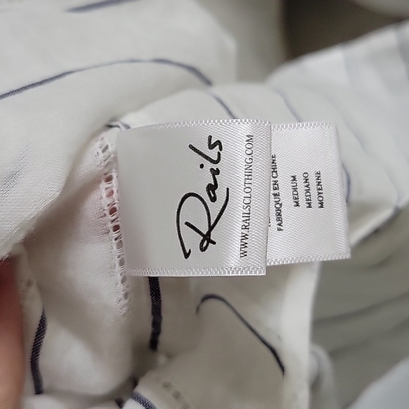 Rails Buttoned Cold Shoulder Boho Blouse - Picture 5 of 6